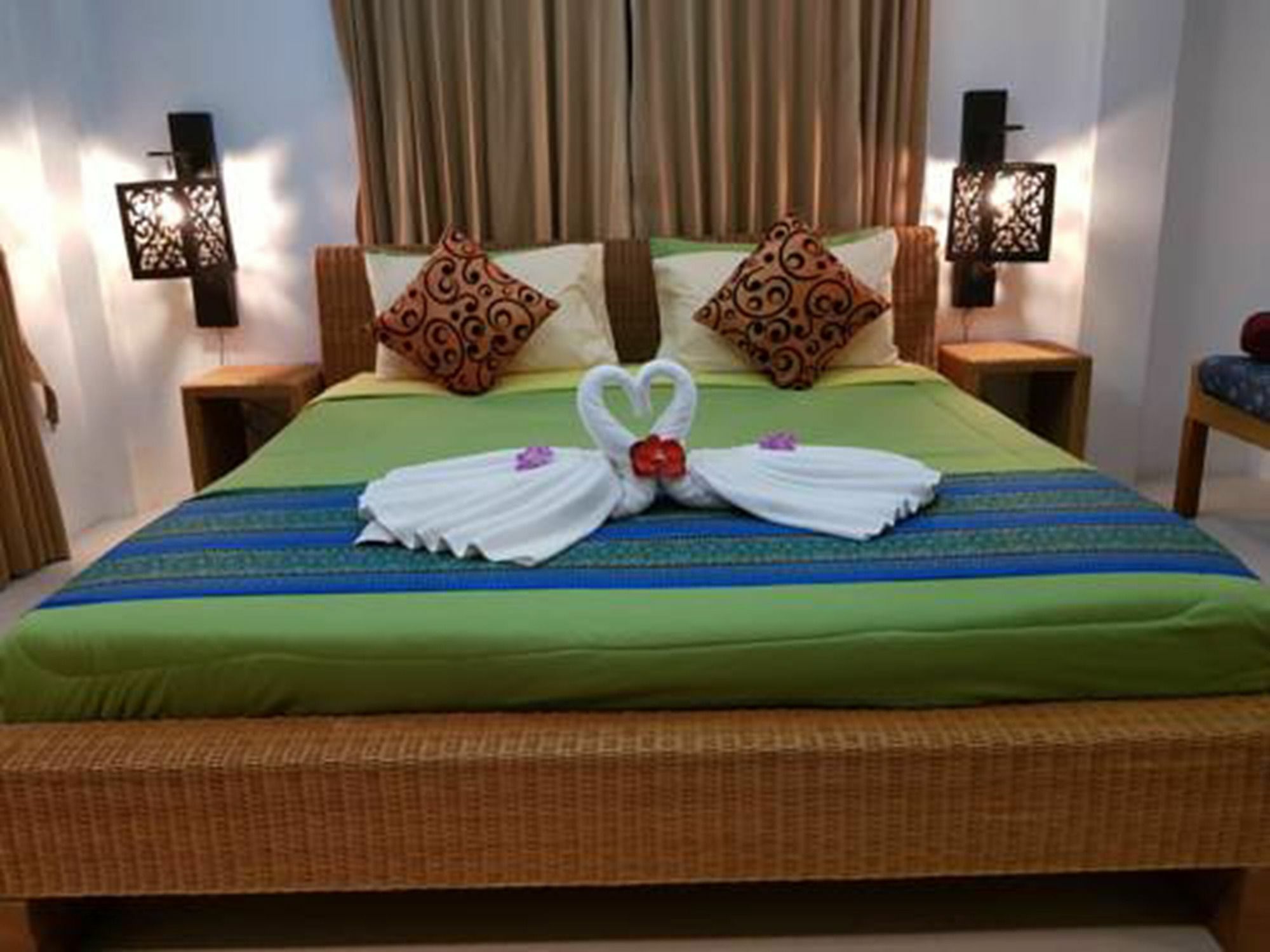 Rockwell Boutique Suites Hua Thanon  Esterno foto